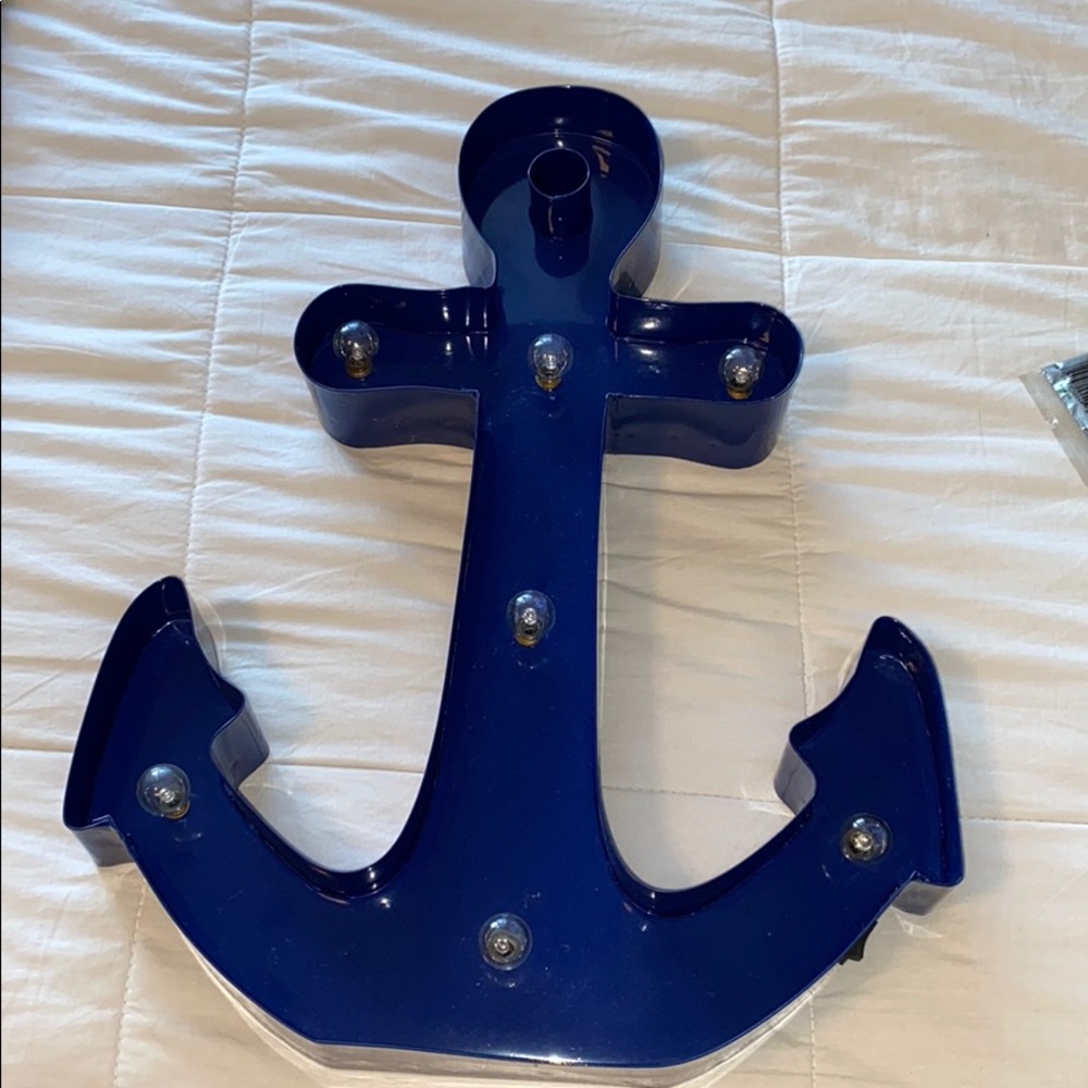 Delta Gamma metal anchor